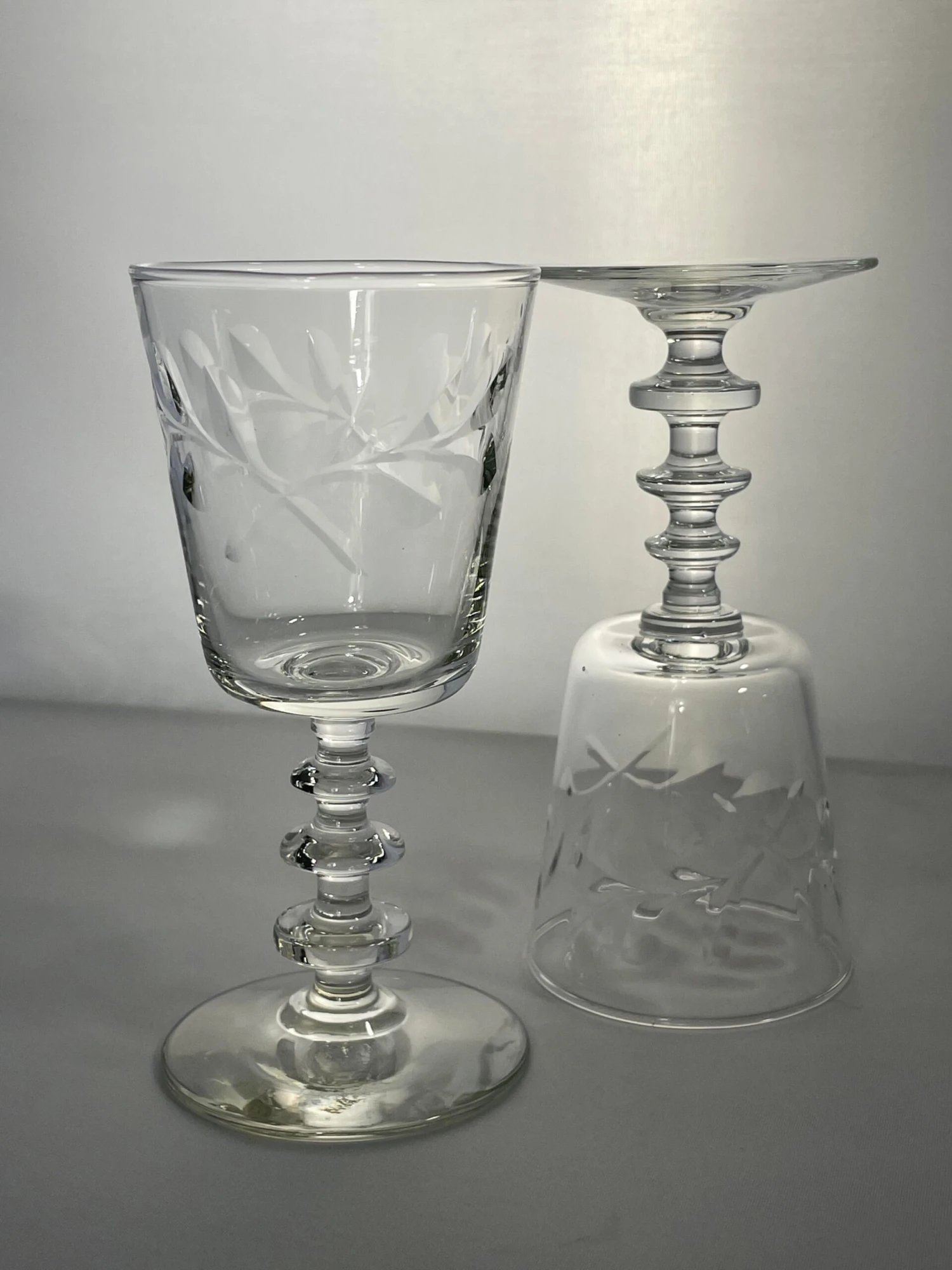 Vintage 1940’s Rock Sharpe Victoria Small Wine Or Cordial Stemware- Set Of 6 6 Vintage 1940’s Rock Sharpe Victoria Small Wine Or Cordial Stemware- Set Of 6 - Image 4