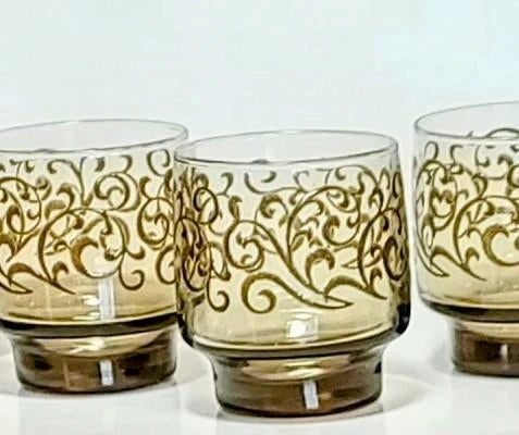 Vintage 1970s Tawny Paisley Accent Lowball Glasses -Set Of 8 5 Vintage 1970s Tawny Paisley Accent Lowball Glasses -Set Of 8 - Image 3