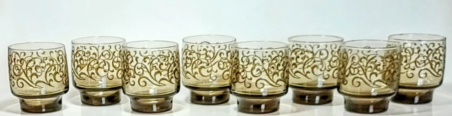 Vintage 1970s Tawny Paisley Accent Lowball Glasses -Set Of 8 4 Vintage 1970s Tawny Paisley Accent Lowball Glasses -Set Of 8 - Image 2